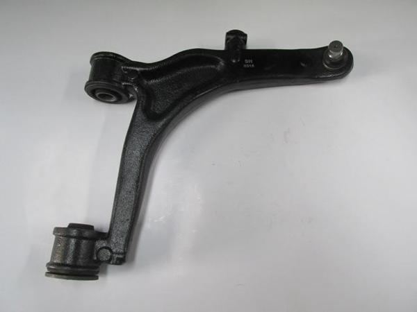 Opel Movano 04/06 Ön Alt Tabla Sağ Roti̇lli̇/burçlu (Salıncak) (24mm) (Sh)  - Image 1
