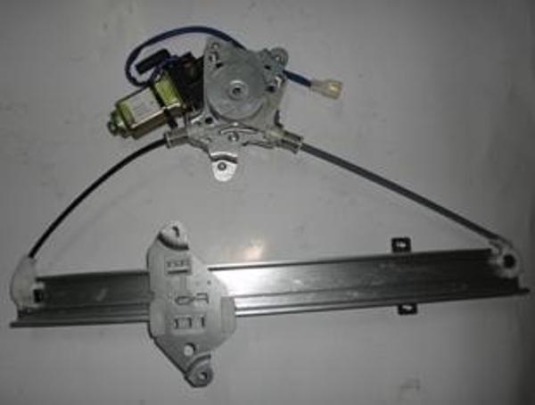 Mitsubishi Lancer 04/08 Arka Cam Kri̇kosu Sağ Elektri̇kli̇/motorlu 2fi̇şli̇ (Hushan)  - Image 1