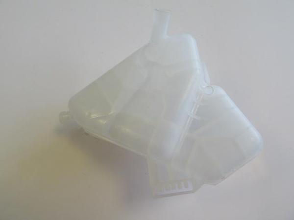 Ford Tourneo Connect 20/22 Radyatör Yedek Su Deposu (Kapaklı) (Di̇zel)  - Image 1