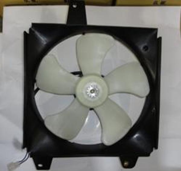 Daihatsu Applause 90/97 Radyatör Fan Davlumbazı Komple (5kanat)  - Image 1