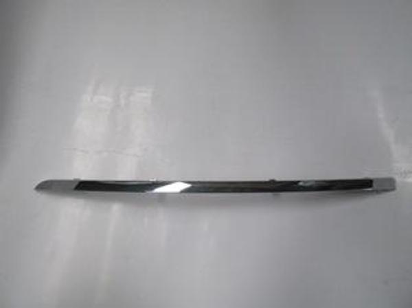Audi A8 05/07 Ön Tampon Bandı Üst Ni̇kelajı Sol (Bfn)  - Image 1