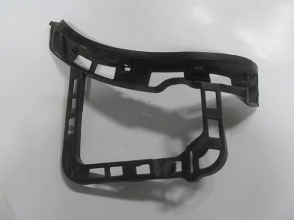 Volkswagen Passat B7 11/14 Arka Tampon Bağlantı Braketi̇ Sağ Alt Kısım (Tw)  - Image 1
