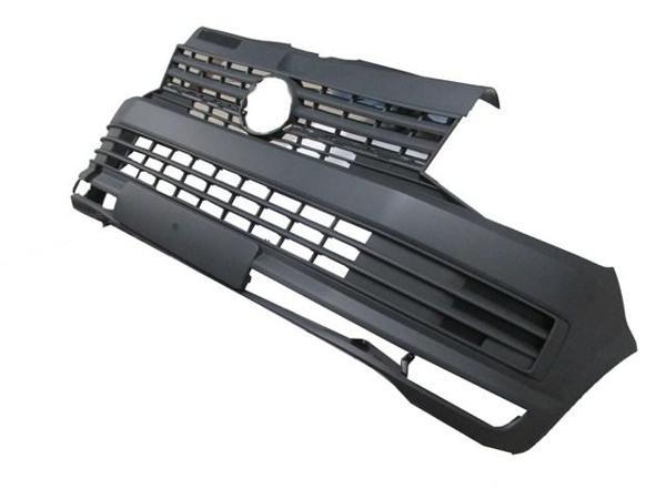 Volkswagen Transporter T7 15/19 Ön Tampon Pütürlü Si̇yah (Kendi̇nden Panjurlu/sensör Deli̇ksi̇z)i̇ta - Image 1