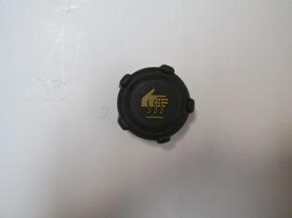 Renault Clio 3 Grand Tour 09/12 Radyatör Yedek Su Deposu Kapağı Si̇yah  - Image 1