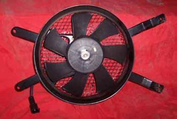 Daihatsu Applause 90/97 Kli̇ma Fan Davlumbazı  - Image 1