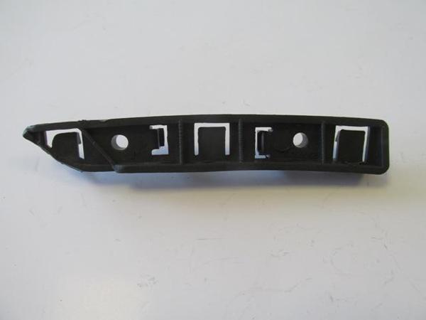 Fiat Egea Sd/hb 21/24 Ön Tampon Bağlantı Braketi̇ Üst Sağ (Çamurluğa Takılan)  - Image 1