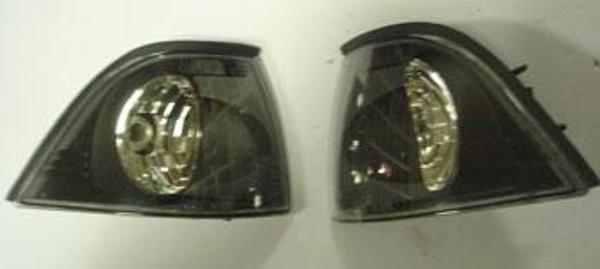 Bmw 3 Seri E36 Coupe 91/98 Modi̇fi̇ye Ön Si̇nyal Si̇yah Sağ/sol Set 2 Parça (Tyc)  - Image 1