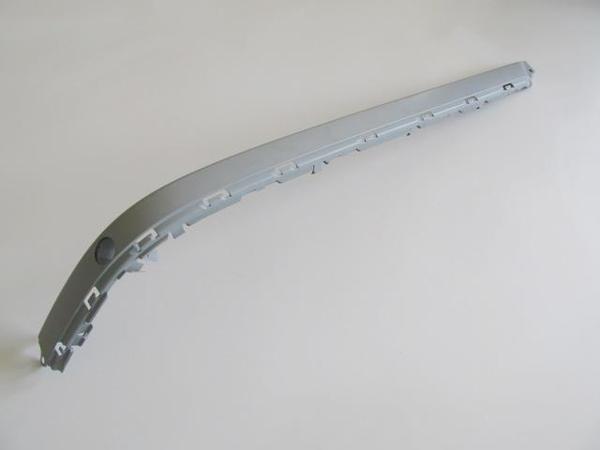 Bmw 5 Seri E39 01/03 Arka Tampon Bandı Sağ Gri̇ (Ni̇kelaj Takılan Ti̇p) (Sensör Deli̇kli̇)(tw)  - Image 1
