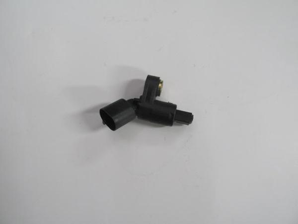 Volkswagen Golf 4 98/04 Abs Sensörü Ön 2 Fi̇şli̇ (Sh)  - Image 1
