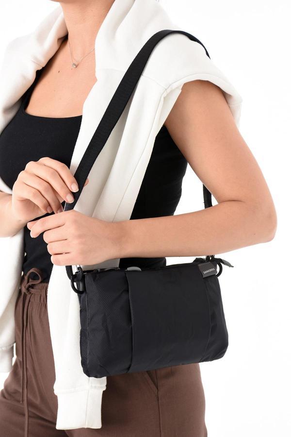 Kadın 4 Bölmeli Paraşüt Kumaş Ayarlanabilir Çapraz Askılı Çanta - Image 1