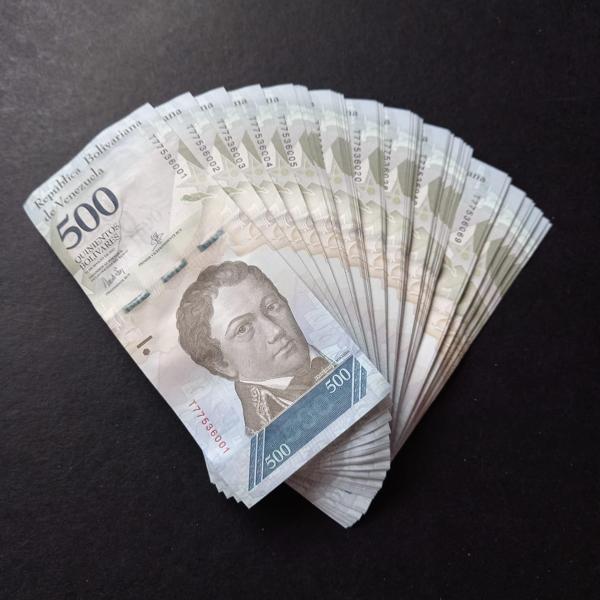Escoines Koleksiyon 3996367f62c3a92b6a 2017 Venezuela 500 Bolivar ÇİL Deste eski yabancı kağıt para - Image 1