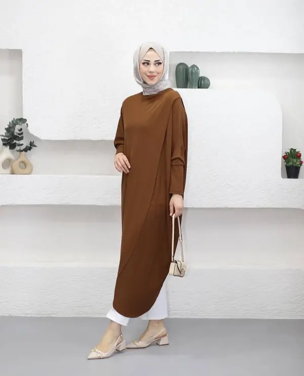 Tunik Modelimiz, Modern Kadının Tarzını Yansıtan Özel Bir Tasarım! - Image 1
