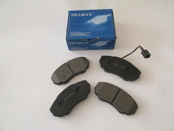 Peugeot Boxer 03/07 Ön Fren Balatası 1,9/2,0/2,5/2,8 (1 Kablolu)(di̇sk) (140,6x66,1x18) (Bramax)  - Image 1