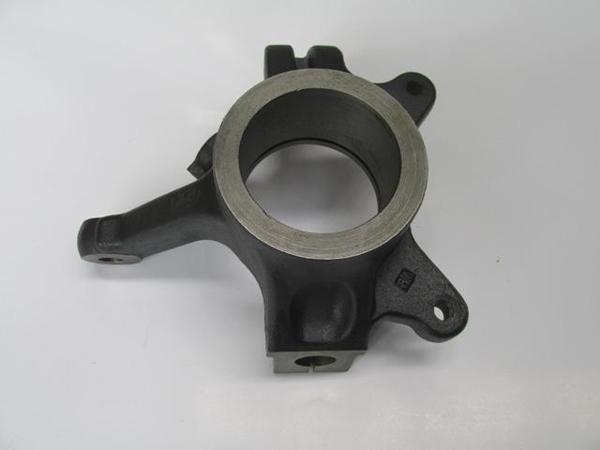 Renault Master 2 04/10 Ön Aks Taşıyıcı Sağ (Abs Li̇) (24mm)  - Image 1