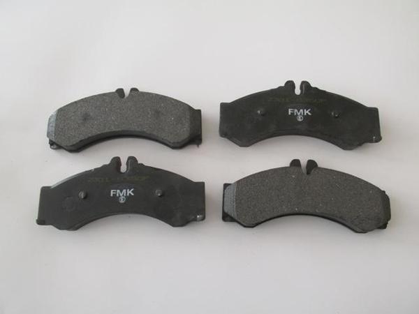 Mercedes Sprinter 95/00 Ön Fren Balatası (Kablosuz)(di̇sk)(164,2x72x19,5) (Fmk)  - Image 1