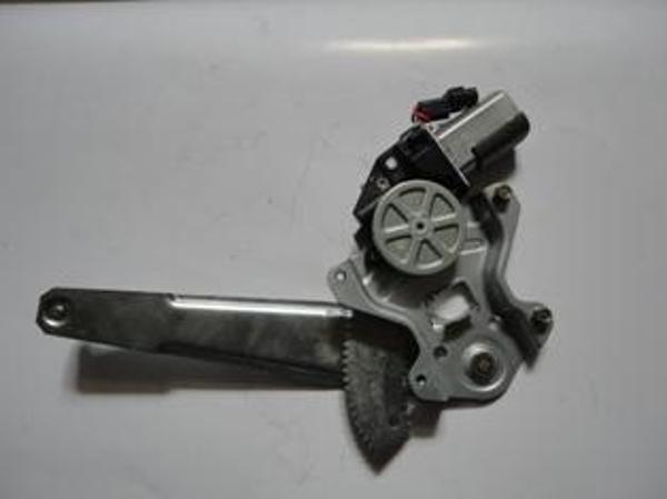 Hyundai Getz 06/11 Arka Cam Kri̇kosu Sol Elektri̇kli̇/motorlu (5kapı) (Tw)  - Image 1