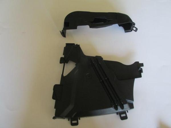 Renault Clio 3 Grand Tour 09/12 Tri̇ger Kapağı Alt/üst Set (2parça) 1,5 Dcı  - Image 1