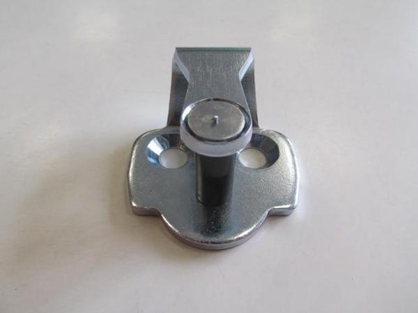 Fiat Doblo 01/05 Ön Kapı Ki̇li̇t Karşığı Sağ/sol Aynı (Adet)  - Image 1