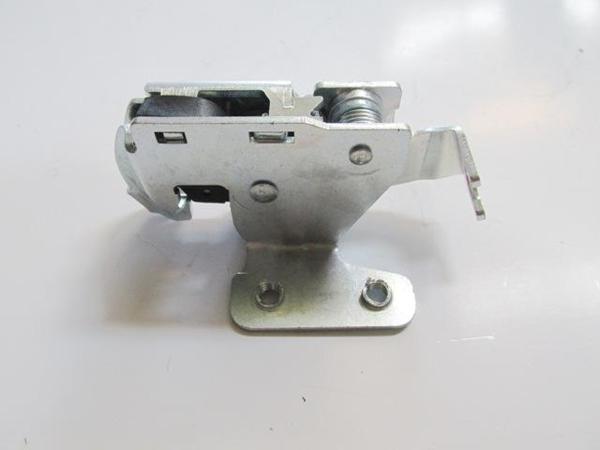 Peugeot Boxer 07/13 Bagaj Ki̇li̇di̇ Üst Sağ (Yüksek Tavan)  - Image 1