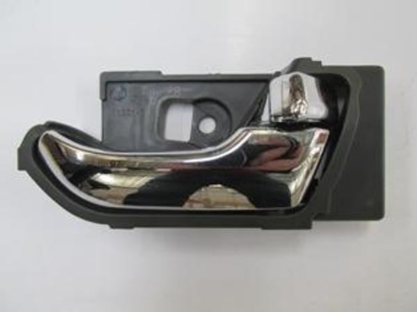 Isuzu D Max Pick Up 12/17 Ön Kapı İç Açma Kolu Sağ Ni̇kelajlı (Hushan)  - Image 1