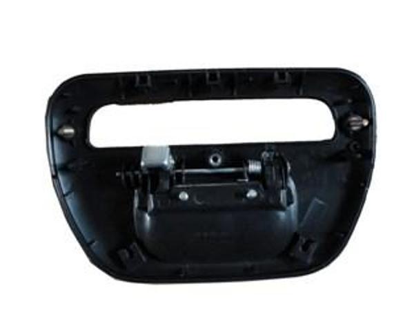 Mitsubishi L200 Pick Up 06/15 Bagaj Kapağı Dış Açma Kolu Dış Çerçevesi̇ Si̇yah (Stop Lamba Deli̇kli̇ - Image 1
