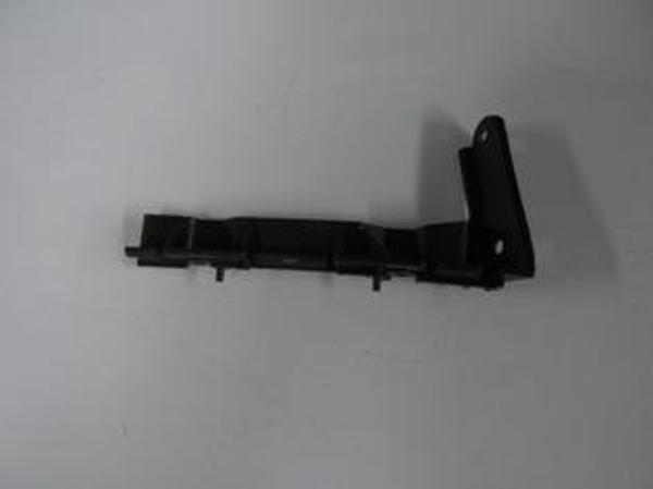 Audi A8 08/10 Ön Tampon Braketi̇ Sağ Plasti̇k (Bfn)  - Image 1