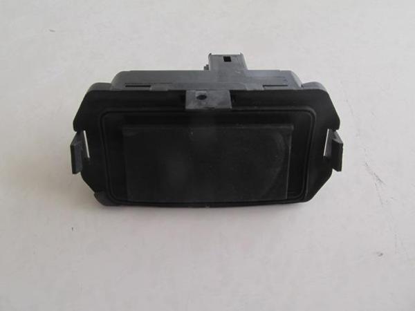 Renault Latitude 11/15 Bagaj Açma Düğmesi̇ (Butonu)  - Image 1