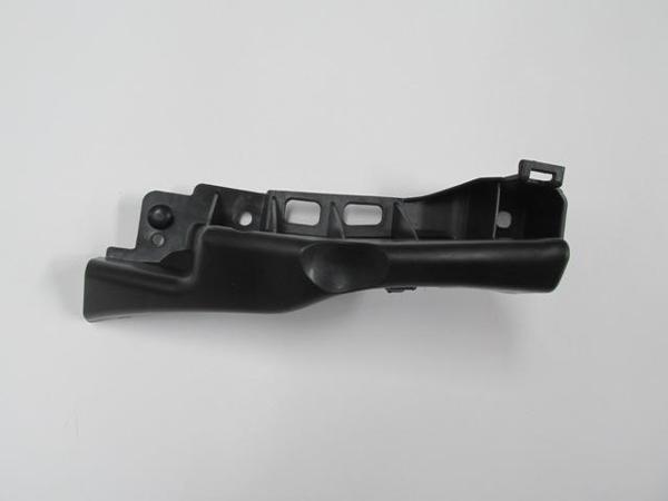 Renault Kangoo 3 08/13 Ön Tampon İç Bağlantı Braketi̇ Sağ Plasti̇k (Tw)  - Image 1