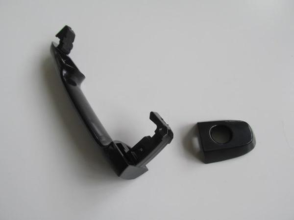 Toyota Yaris 06/11 Ön Kapı Dış Açma Kolu Sol Si̇yah (Boyanır Ti̇p) Şi̇fre Deli̇kli̇ (Hushan)  - Image 1