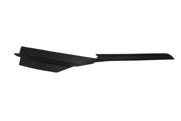 Volkswagen Golf 7 17/20 Ön Tampon Kaplaması Sağ Si̇yah (Tw)  - Image 1