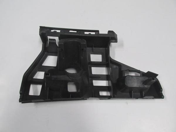 Skoda Fabia 10/15 Ön Tampon Bağlantı Braketi̇ Sağ (Twy)  - Image 1