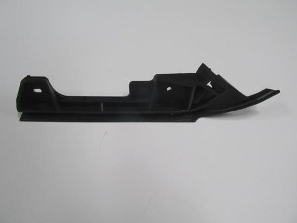 Opel Astra G Sd/hb 99/09 Ön Tampon Bağlantı Braketi̇ Sağ Plasti̇k  - Image 1