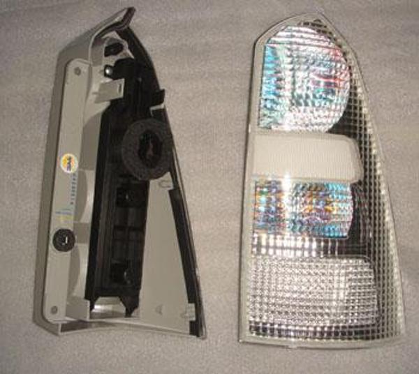 Ford Focus Stw 98/05 Modi̇fi̇ye Stop Lambası Sağ/sol Set 4 Parça Beyaz (Steyşın Wagon)(tyc)  - Image 1