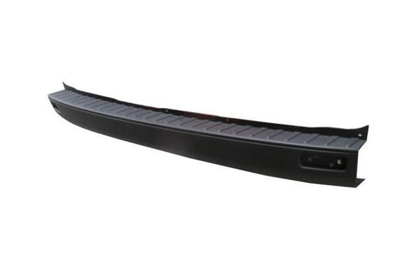 Ford Custom 18/23 Arka Tampon Orta Si̇yah (Reflektör Deli̇kli̇)(i̇talya)  - Image 1