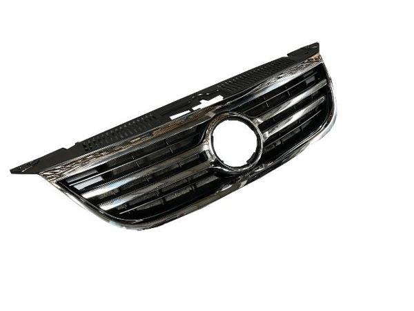 Volkswagen Tiguan 08/11 Ön Panjur Ni̇kelaj Çıtalı (Tyg)  - Image 1