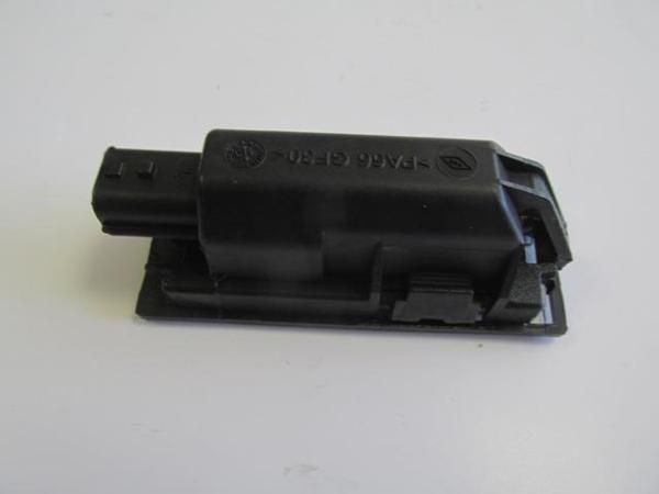 Renault Clio 4 Hb 16/20 Plaka Lambası  - Image 1