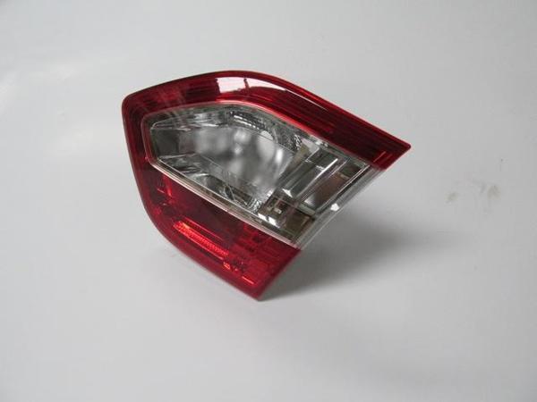 Renault Fluence 09/16 İç Stop Lambası Sağ Kırmızı/beyaz (Mars)  - Image 1