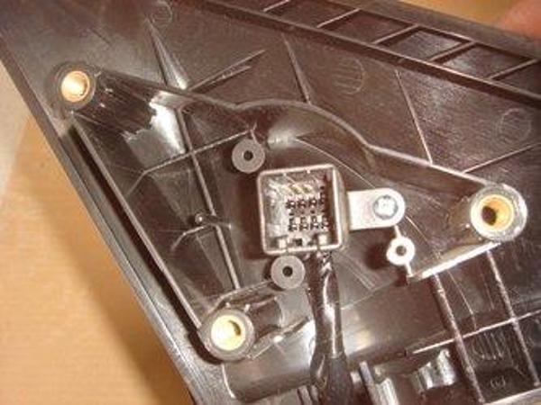 Hyundai Sonata 03/05 Kapı Aynası Sol Elektri̇kli̇ Si̇yah 3pi̇nli̇ (Bfn)  - Image 1