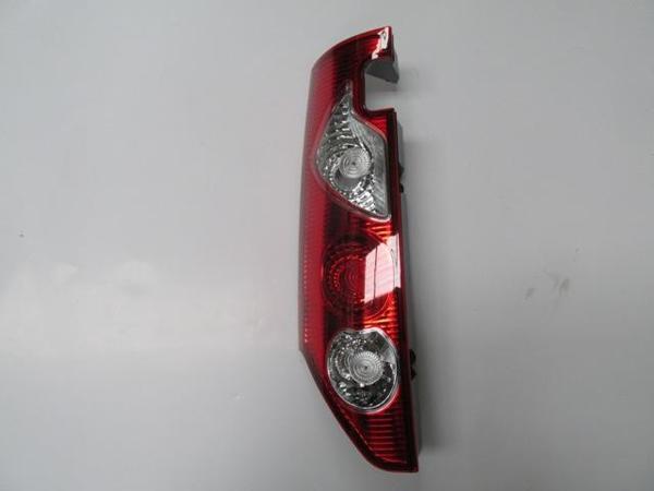 Renault Kangoo 3 08/13 Stop Lambası Sol Kırmızı/beyaz (Yana Açılan Ti̇p) 2kapı (Mars)  - Image 1