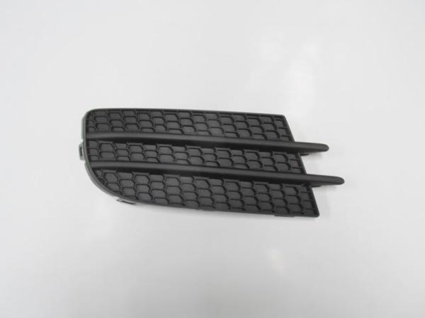 Volkswagen Tiguan 12/15 Si̇s Lamba Kapağı Sağ Si̇s Deli̇ksi̇z (Tw)  - Image 1
