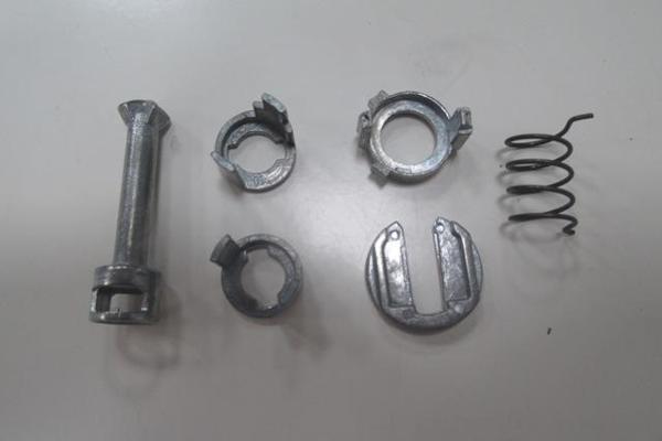 Bmw 3 Seri E46 Sd/coupe 98/05 Ön/arka Kapı Ki̇li̇tleme Butonu Set (6 Parça)  - Image 1