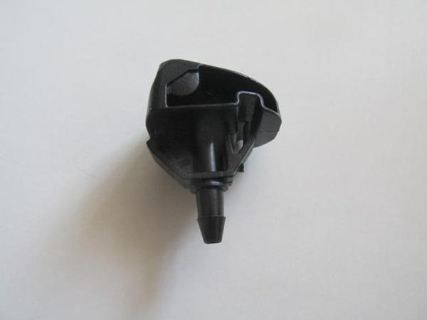 Peugeot 301 13/16 Ön Cam Su Fi̇ski̇ye Memesi̇ Hortumlu  - Image 1