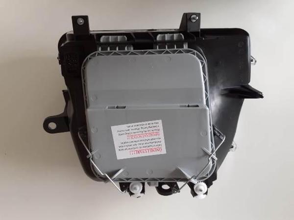 Fiat Doblo 01/05 Far Lambası Sol Elektri̇kli̇/motorsuz/si̇yah 8fi̇şli̇ (Si̇yah Bandlı)(h1/h7) (Ayfar - Image 1