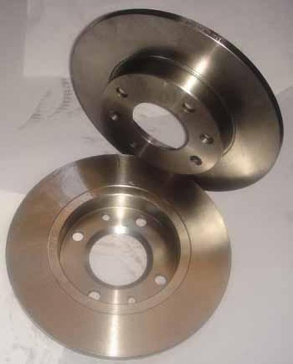 Citroen C3 03/09 Arka Fren Di̇ski̇ (Düz)(adet) 1.4/1.6 16v 1.6hdı (247x9x71x35x42)(bramax) (2 Adet) - Image 1