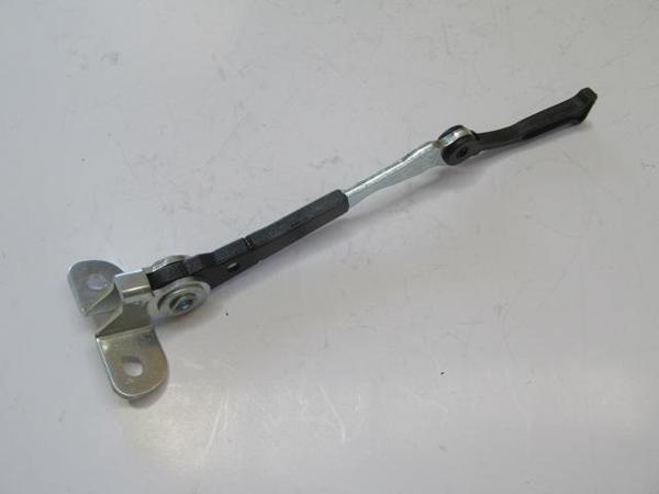 Fiat Doblo 06/10 Bagaj Kapağı Durdurucusu Sağ (Kapı Gergi̇si̇)  - Image 1