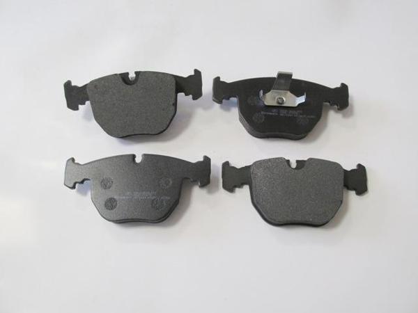 Bmw 5 Seri E39 01/03 Ön Fren Balatası (Kablosuz)(di̇sk) (156,5x73,3x18,3) (Bramax)  - Image 1