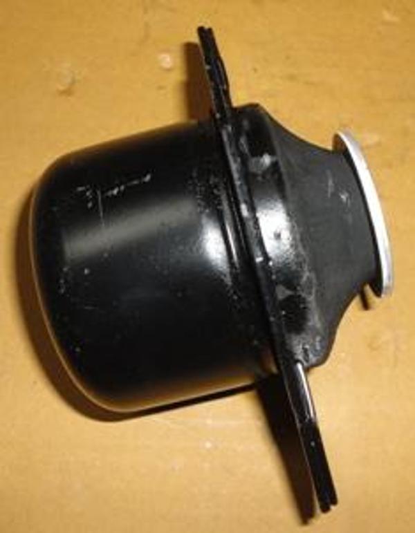 Volkswagen Polo Classic 96/01 Motor Takozu Arka (Tenacıty)  - Image 1