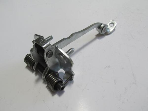 Renault R19 Europa 92/01 Arka Kapı Durdurucusu Sağ/sol Aynı (Adet) (Kapı Gergi̇si̇)  - Image 1