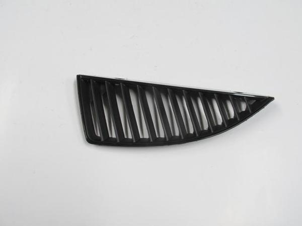 Mitsubishi Lancer 04/06 Ön Panjur Sol Si̇yah (Fpı)  - Image 1
