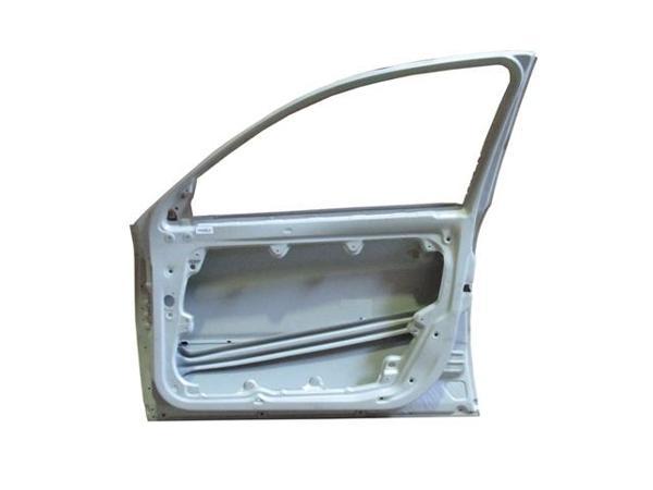 Volkswagen Passat B5 01/05 Ön Kapı Komple Sağ (Gri̇ Boyalı) (Sımyı)  - Image 1